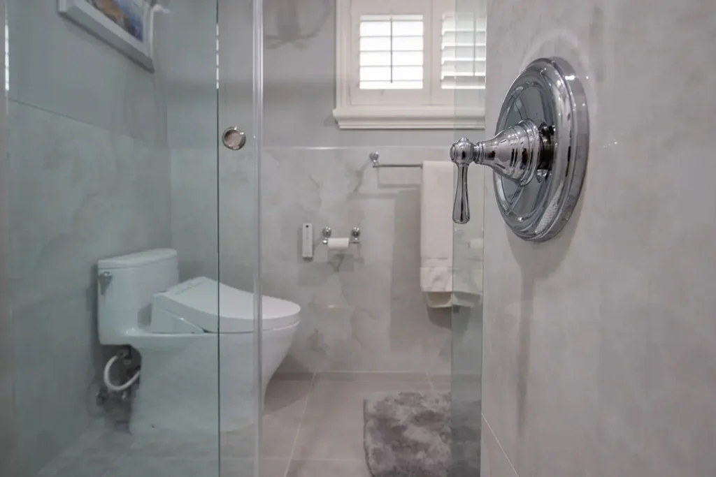 remodeling Kitchen bathroom services